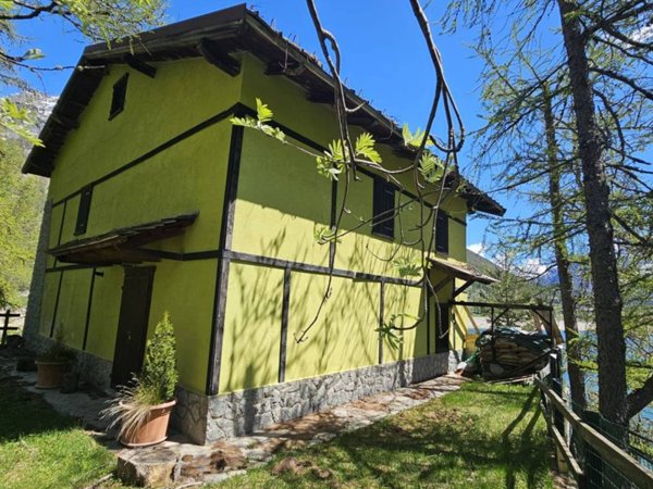 casa indipendente in vendita a Ceresole Reale