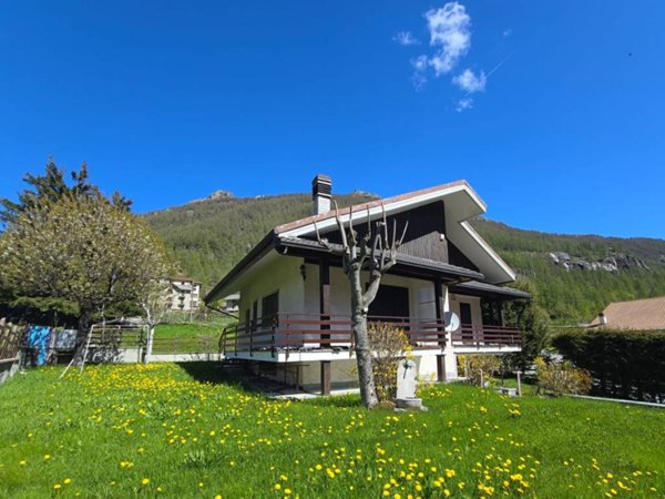 casa indipendente in vendita a Ceresole Reale