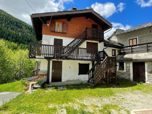 casa indipendente in vendita a Ceresole Reale