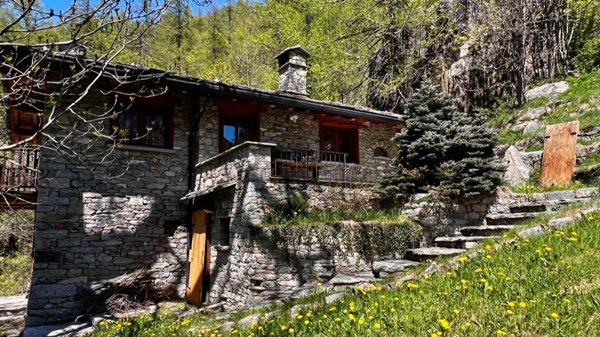 casa indipendente in vendita a Ceresole Reale