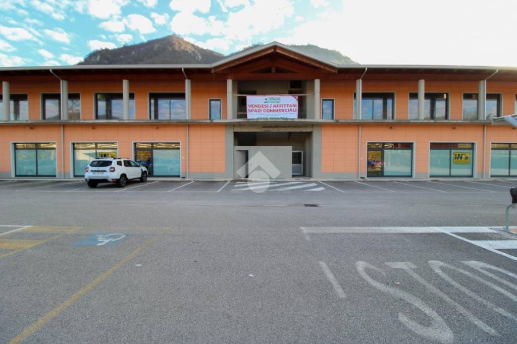 ufficio in vendita a Sabbio Chiese