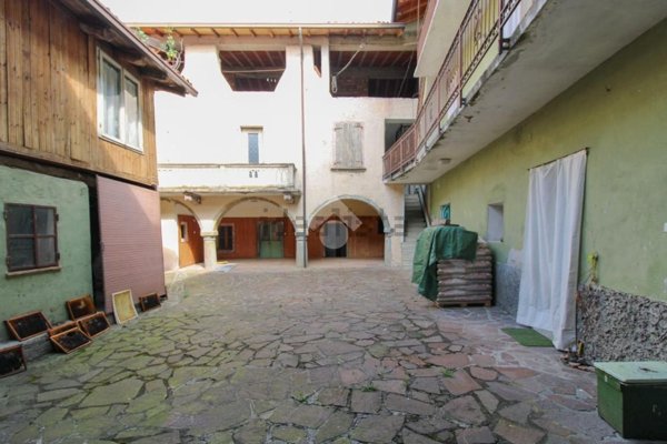 casale in vendita a Sabbio Chiese