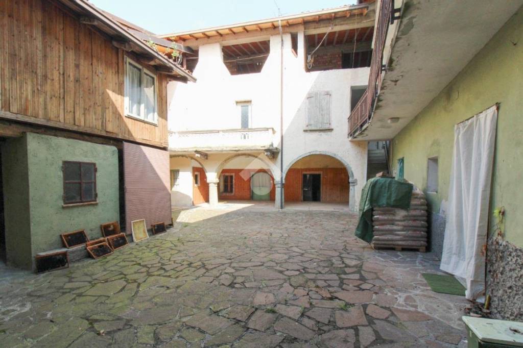 appartamento in vendita a Sabbio Chiese in zona Sabbio