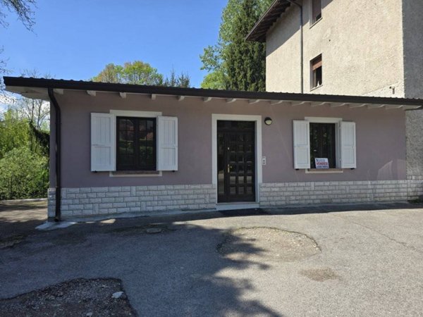 casa indipendente in vendita a Sabbio Chiese