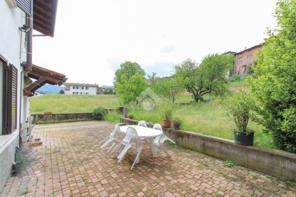 casa indipendente in vendita a Sabbio Chiese in zona Sabbio