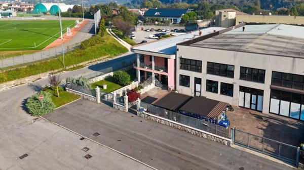 locale commerciale in vendita a Sabbio Chiese