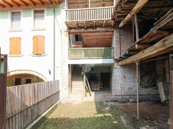 casa indipendente in vendita a Sabbio Chiese