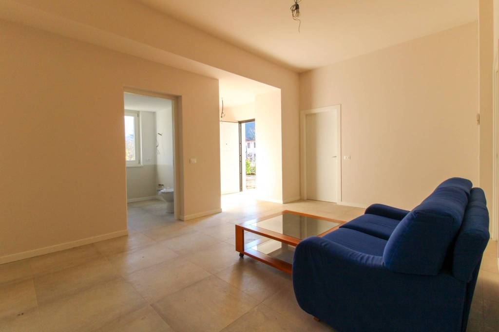 casa indipendente in vendita a Sabbio Chiese in zona Sabbio