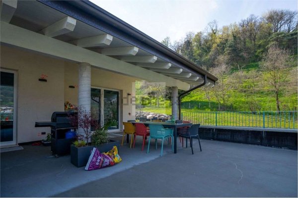 casa indipendente in vendita a Sabbio Chiese