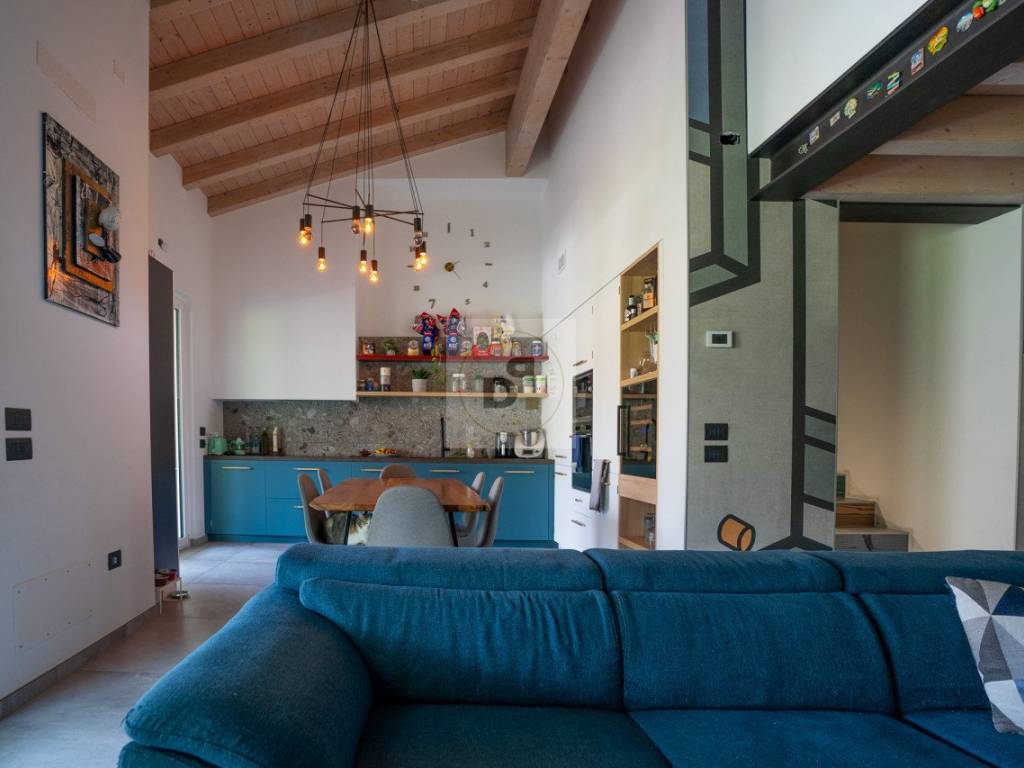 casa indipendente in vendita a Sabbio Chiese