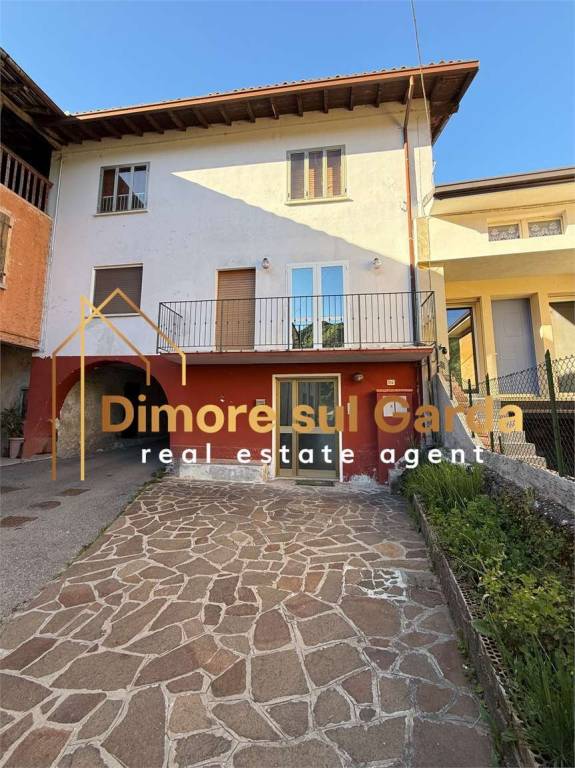 appartamento in vendita a Sabbio Chiese in zona Clibbio