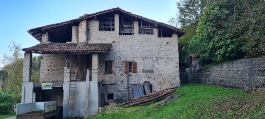 casa indipendente in vendita a Sabbio Chiese in zona Sabbio