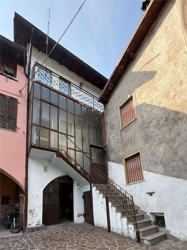 appartamento in vendita a Sabbio Chiese in zona Clibbio