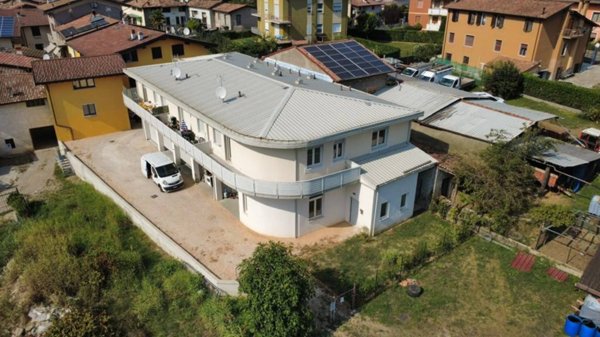 casa indipendente in vendita a Sabbio Chiese in zona Sabbio