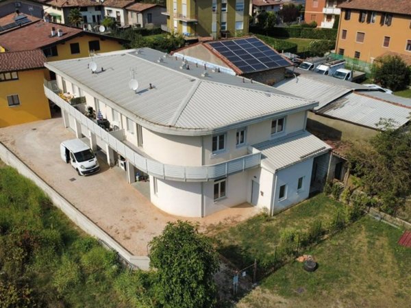 casa indipendente in vendita a Sabbio Chiese in zona Sabbio