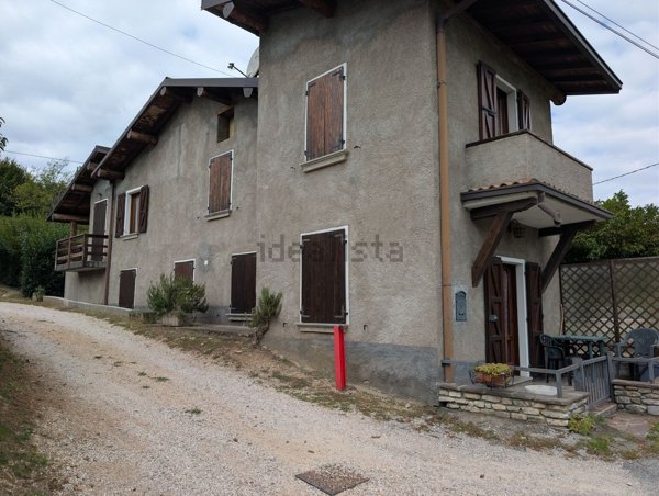 casa indipendente in vendita a Sabbio Chiese