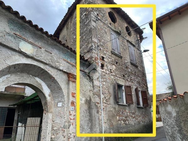 appartamento in vendita a Sale Marasino