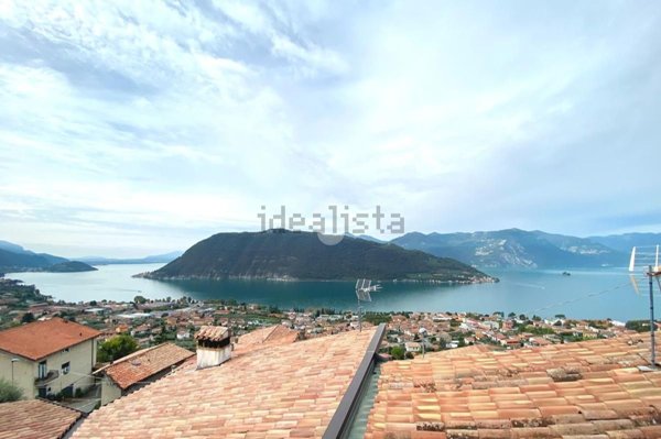 appartamento in vendita a Sale Marasino