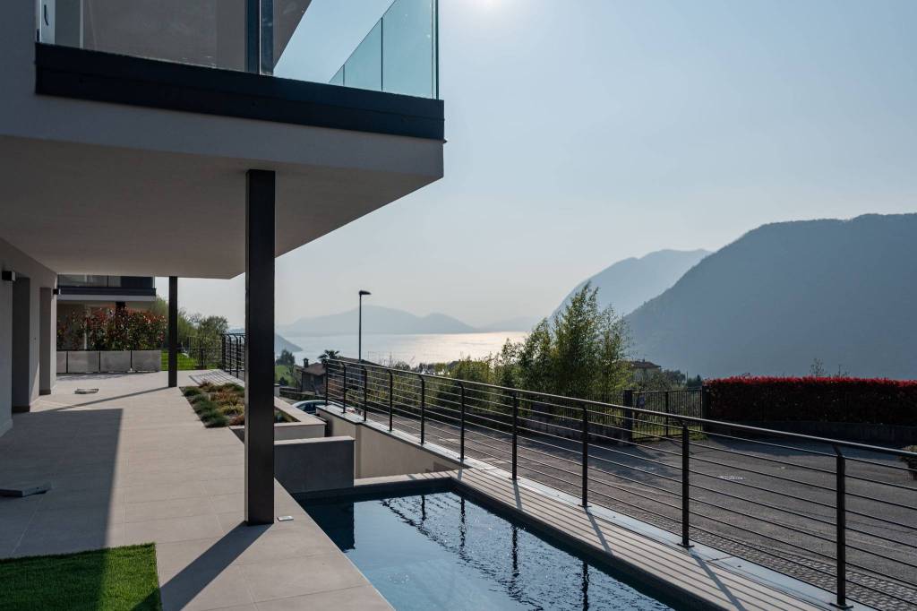 casa indipendente in vendita a Sale Marasino