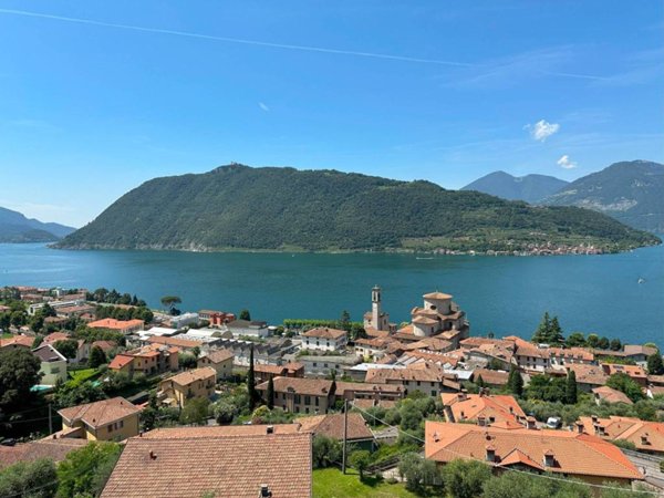 appartamento in vendita a Sale Marasino