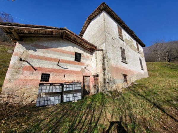 casa indipendente in vendita a Sale Marasino