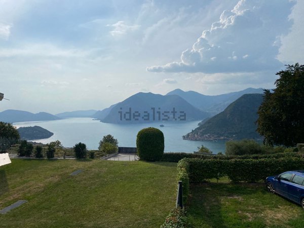 casa indipendente in vendita a Sale Marasino