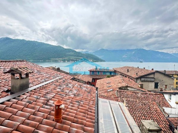 appartamento in vendita a Sale Marasino