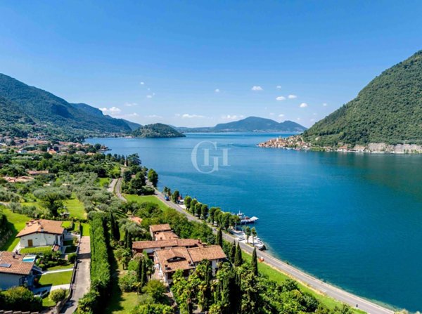 appartamento in vendita a Sale Marasino