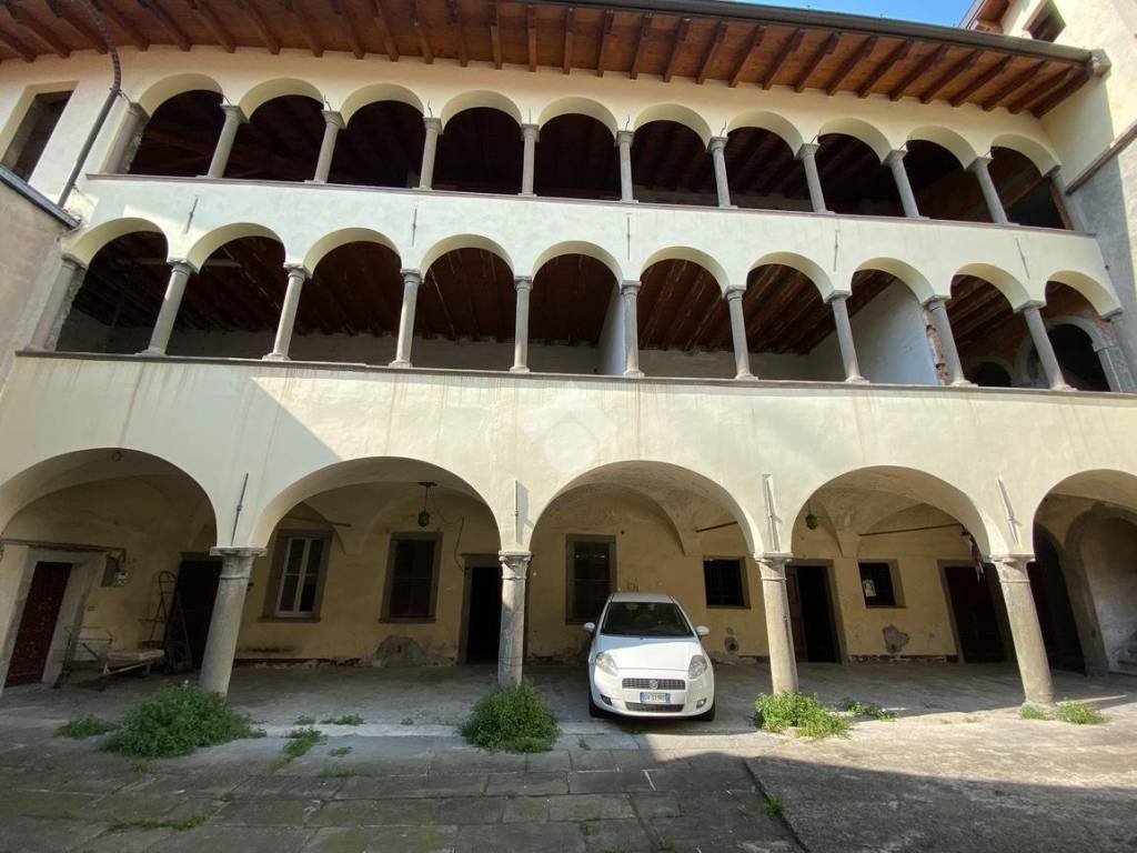 casa indipendente in vendita a Sale Marasino
