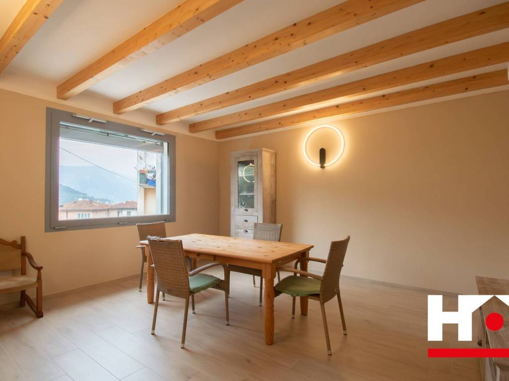 appartamento in vendita a Sale Marasino