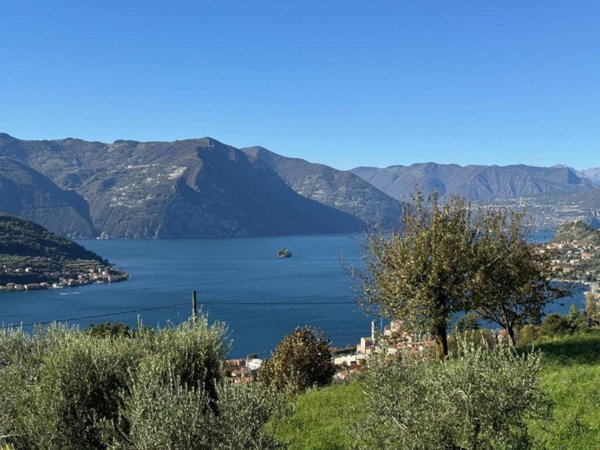 appartamento in vendita a Sale Marasino