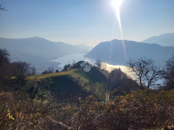 appartamento in vendita a Sale Marasino