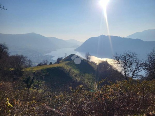 appartamento in vendita a Sale Marasino