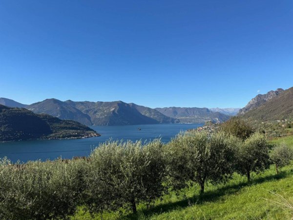 casa indipendente in vendita a Sale Marasino