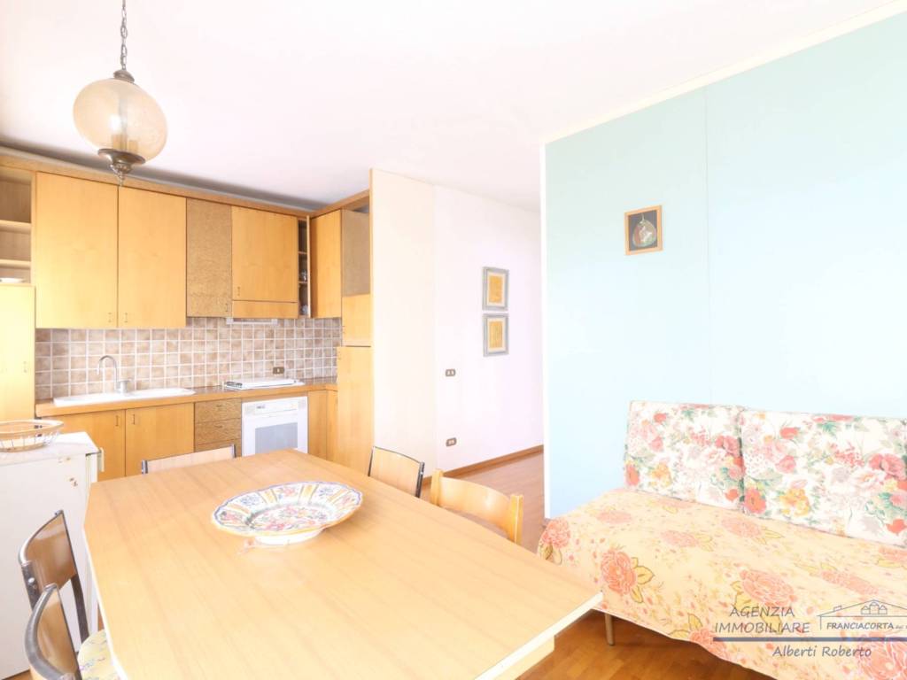 appartamento in vendita a Sale Marasino