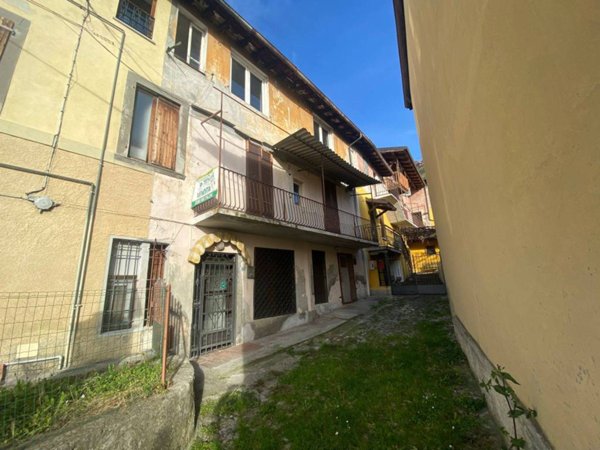 casa indipendente in vendita a Sale Marasino