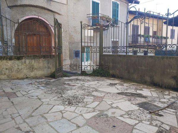 appartamento in vendita a Sale Marasino