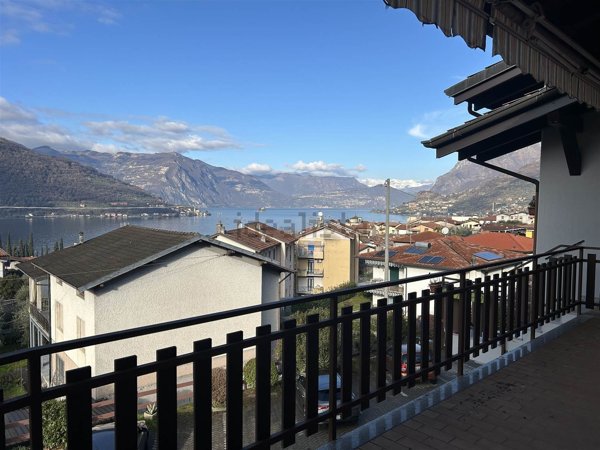 appartamento in vendita a Sale Marasino