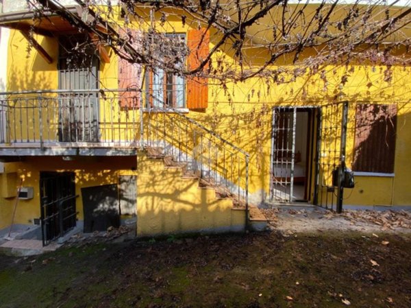 casa indipendente in vendita a Sale Marasino