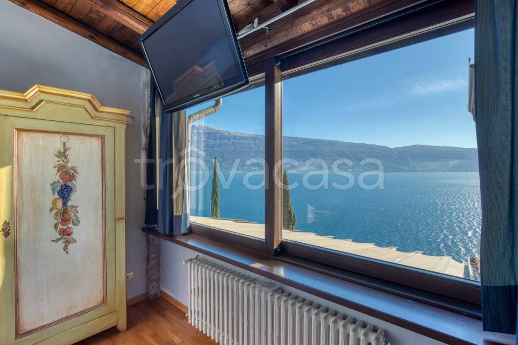 casa indipendente in vendita a Sale Marasino