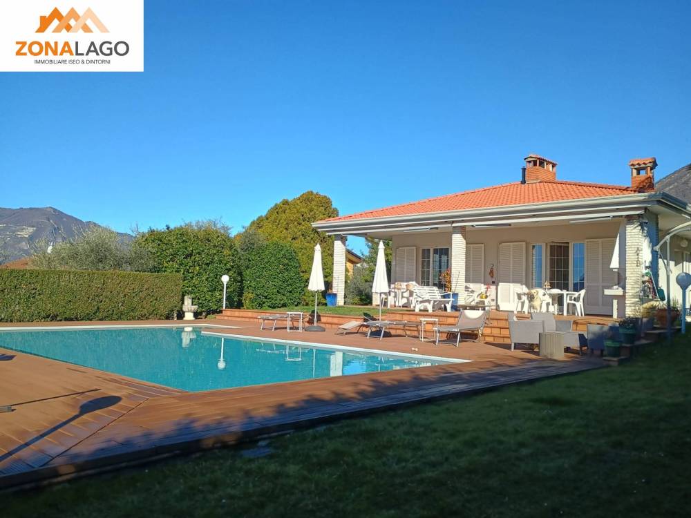 casa indipendente in vendita a Sale Marasino