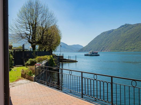 casa indipendente in vendita a Sale Marasino