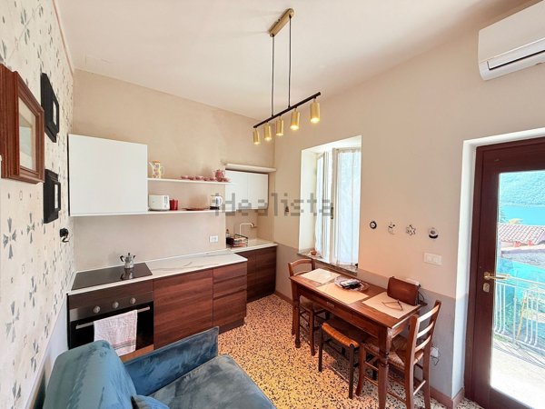 appartamento in vendita a Sale Marasino