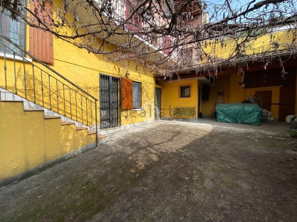 appartamento in vendita a Sale Marasino