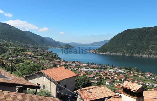 appartamento in vendita a Sale Marasino