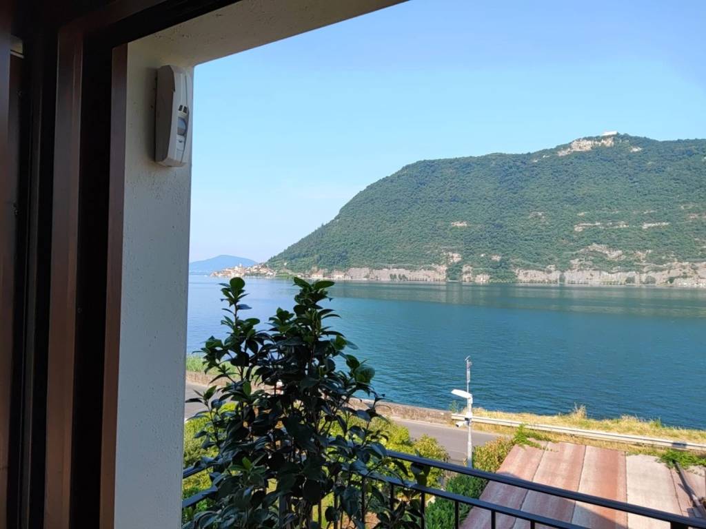 casa indipendente in vendita a Sale Marasino