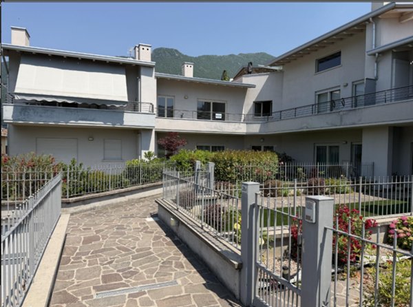 appartamento in vendita a Sale Marasino