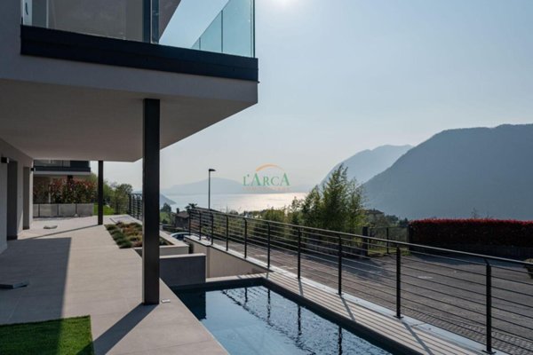 casa indipendente in vendita a Sale Marasino