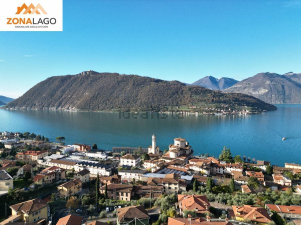 appartamento in vendita a Sale Marasino