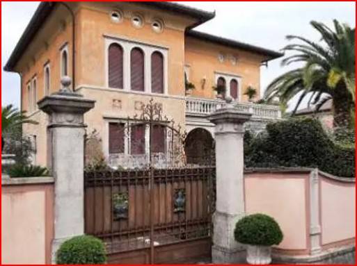 casa indipendente in vendita a Salò in zona Villa